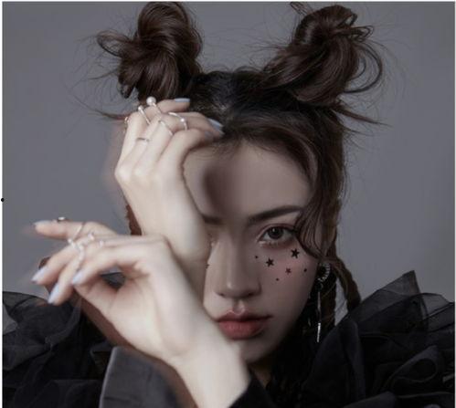 刘思瑶吃瓜网红是谁,她与神秘吃瓜网红的幕后故事 第1张 刘思瑶吃瓜网红是谁,她与神秘吃瓜网红的幕后故事 第1张